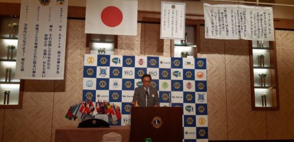 第1319回例会　L.大井盛久会長 ゴング